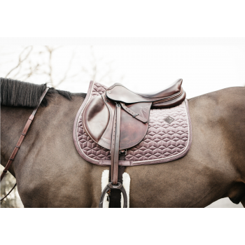 TAPIS VELVET JUMPING Myhorsely I L'équipement des chevaux et du cavalier. Magasin en ligne d'équitation dédié au cavalier